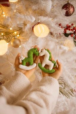 Лошадка-качалка