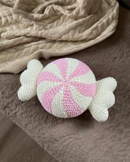 Конфета в обертке